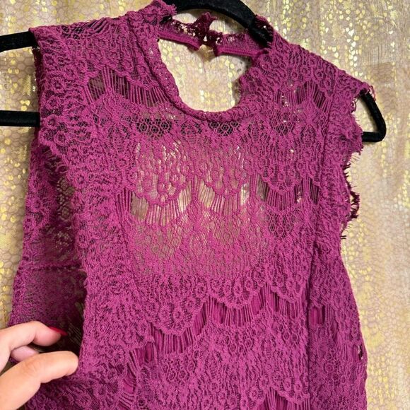 Free People Daydream Lace Magenta Fuchsia Open Back Mini Dress Small - Picture 3 of 10